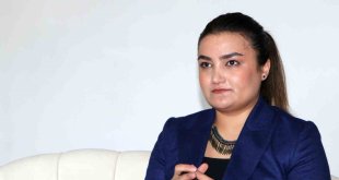 Psikolog Altınay; Depremzedelere, 'enkaz altında kaldın mı, bir yakınını kaybettin mi?' diye sormayın