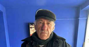 Emekli maaşını depremzedelere bağışladı