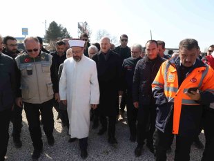 Diyanet İşleri Başkanı Erbaş, Malatya'da incelemelerde bulundu