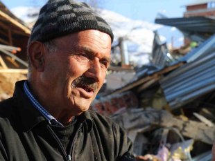 Depremde 3 yakınını ve evini kaybetti, kurtardığı ineklerini aşevine bağışladı