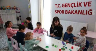 Tunceli'de depremzede öğrenciler için sınıf açıldı