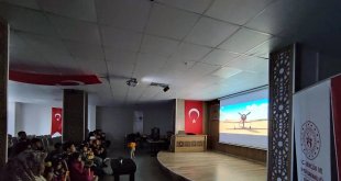 Erzincan'daki depremzede çocuklara moral etkinliği