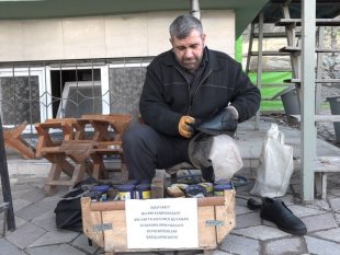 Ayakkabı boyacısından anlamlı bağış: Bir haftalık gelirini depremzedeler için bağışladı