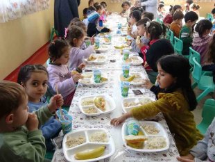 Yüksekovalı öğrencilere ücretsiz yemek hizmeti