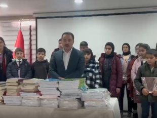 Muradiye'de 'Kitap Van Projesi' toplantısı gerçekleştirildi