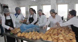 Tatvan'da 5 bin öğrenciye ücretsiz yemek hizmeti