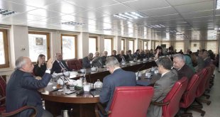 Atatürk Üniversitesi 2022-2023 bahar yarıyılı eğitim planlaması senato kararı açıklandı