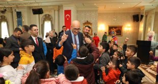 İpekyolu Belediyesi'nden depremzede çocuklara moral etkinlikleri