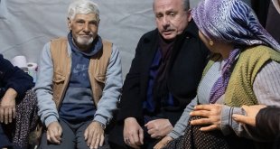 TBMM Başkanı Şentop, depremden etkilenen Malatya'da incelemelerde bulundu