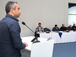 Rektör Çakmak ETÜ gönüllü arama kurtarma ekibiyle bir araya geldi