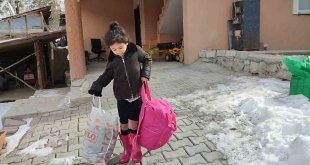 Depremzede çocuklara Sahra'dan mesaj var