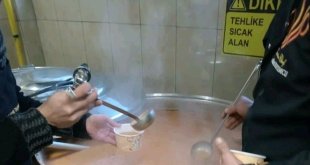 Kafkas Üniversitesi deprem bölgesinde yardımlarını sürdürüyor