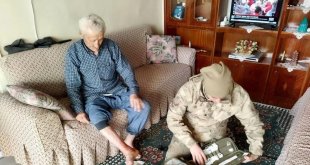 Van jandarması 55 kişiyi enkazdan sağ kurtardı