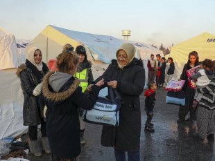 Van, Malatya'nın yaralarını sarmak için çalışıyor