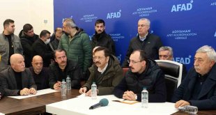 Başkan Sekmen: "Yaralarımızı hep birlikte sarıyoruz"