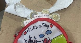 Çocukların depremzedelere gönderdikleri yardımlardan çıkan notlar duygulandırıyor