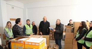 İpekyolu'nda yardım çalışmaları aralıksız devam ediyor