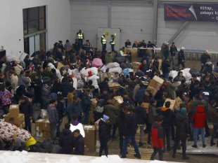 Başkan Sekmen: "Erzurum da depremzede kardeşlerimize tek yürek oldu"