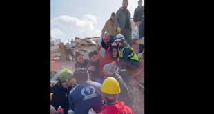 Hakkari'den giden öğretmenler 12 kişiyi kurtardı