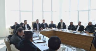 TBMM Plan ve Bütçe Komisyonu Başkanı Yılmaz: "Deprem bölgesinden Bingöl'e 40 aile getirildi"