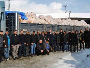 Van esnafından deprem bölgesine 70 bin adet ekmek gönderildi