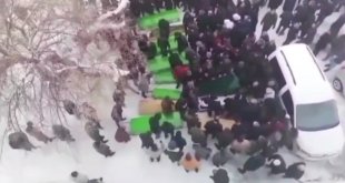 Depremde hayatını kaybeden 10 kişilik Vanlı aile defnedildi