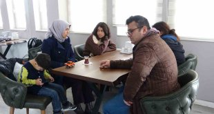 Van depremzedeler için tek yürek oldu