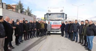 Erzincan TSO yardım tırı yola çıktı