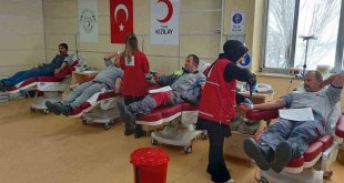 Aşkale'den deprem bölgesine destek