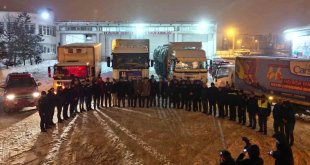 Büyükşehir'in deprem bölgesine yönelik yardımları sürüyor