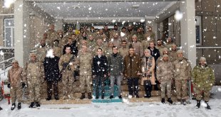 Van'dan 163 güvenlik korucusu depremden etkilenen Malatya'ya uğurlandı