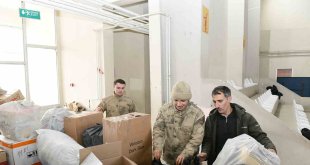 Çatak'ta depremzedeler için yardım seferberliği