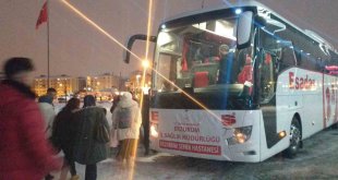Erzurum Şehir Hastanesi'nde görevli 14 doktor, 26 hemşire ve sağlık çalışanı deprem bölgesine gönderildi