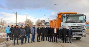 Gürpınar Belediyesi deprem bölgeleri için seferber oldu