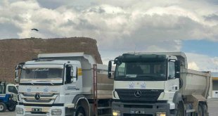 Edremit Belediyesinden deprem bölgesine araç desteği