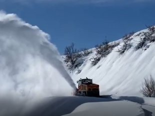 Tunceli'de karla mücadele çalışması sürüyor