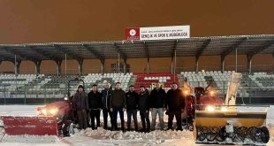 Elazığ GSB, stadyumları maça yetiştirmeye çalışıyor