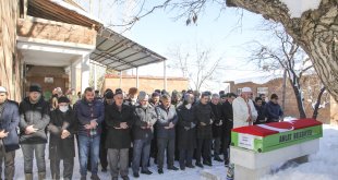 Ahlatlı Kıbrıs Gazisi Ahmet Şeker son yolculuğuna uğurlandı