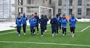 Hakkarigücü, 7. Afrikalı futbolcuyu kadrosuna kattı