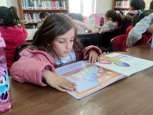 Çemişgezek'te okul öncesi öğrencileri kütüphaneyle tanıştı