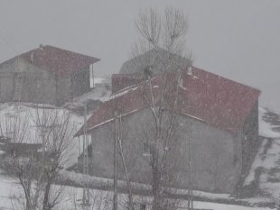 Muş'ta eğitime kar engeli