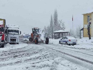 Tunceli-Erzincan karayolu ulaşıma açıldı