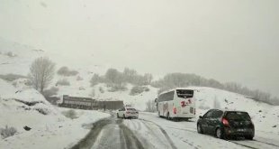 Tunceli'de kar yağışı etkili oluyor