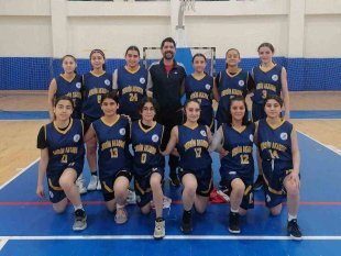 Tunceli basketbol kız takımı Türkiye yarı finallerinde