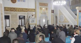 Hakkari'de ilk teravih namazı kılındı