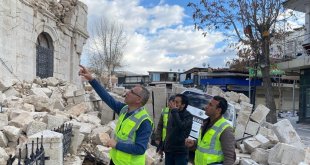 Depremde yıkılan asırlık Teze Cami restore edilecek