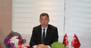 Cumhurbaşkanı adayı Sinan Oğan, 100 bin imza startını Iğdır'da verdi