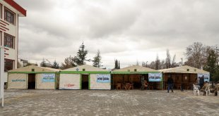 Van Valiliği koordinasyonunda Malatya'da iftar çadırları kuruluyor