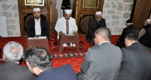 Depremde hayatını kaybeden eğitimciler Hakkari'de anıldı