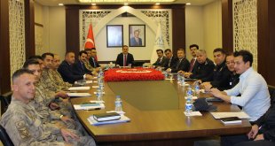 Hakkari'de seçim güvenliği toplantısı yapıldı
